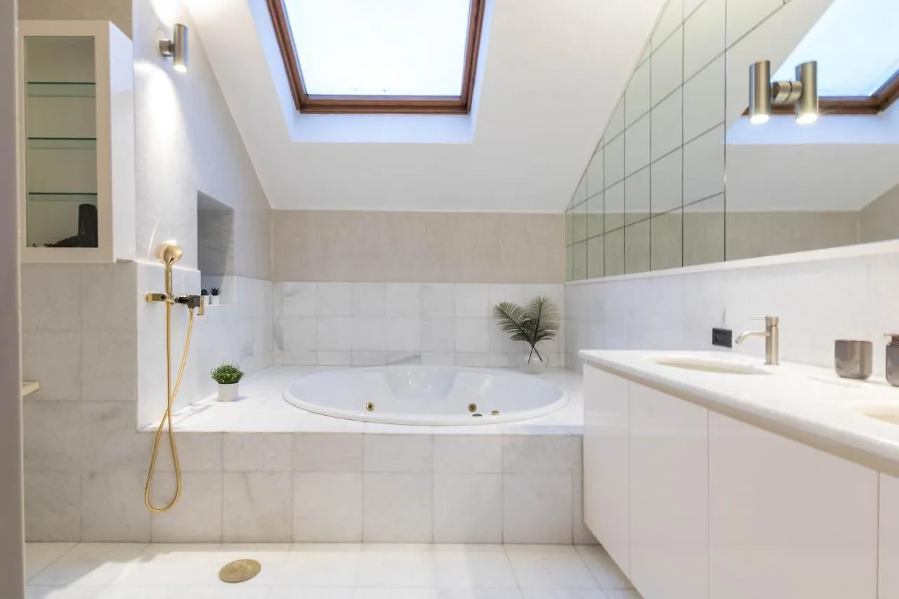 Joivy Exclusive Apartments In Cernobbio Close To Lake Como 0*,