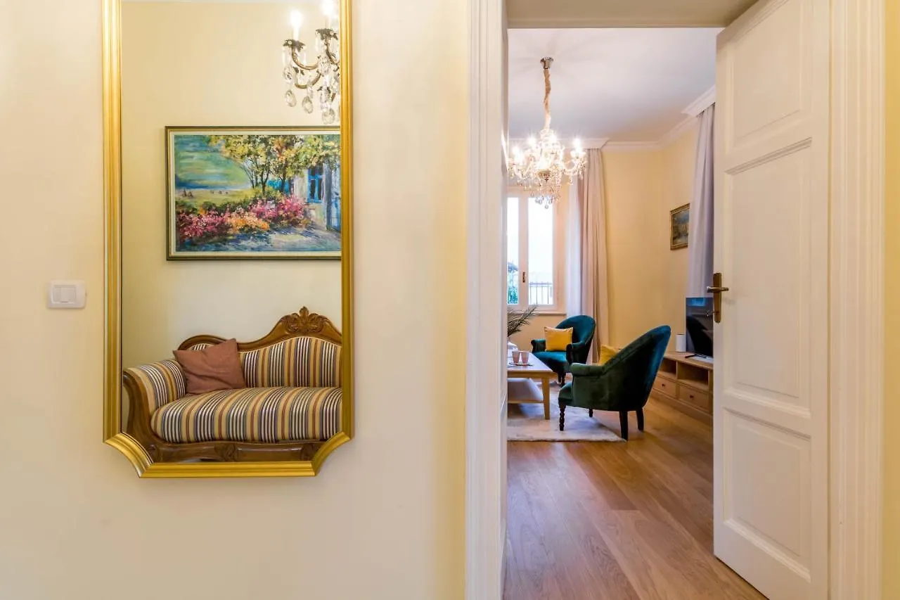 Joivy Exclusive Apartments In Cernobbio Close To Lake Como Italia