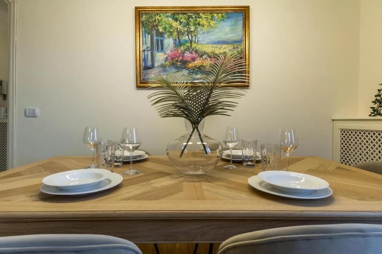 Joivy Exclusive Apartments In Cernobbio Close To Lake Como 0*,