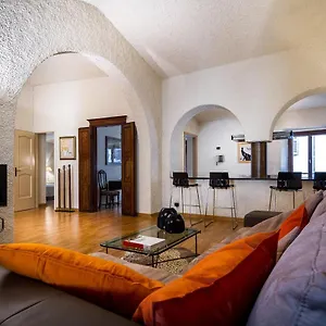 Town House Cernobbio